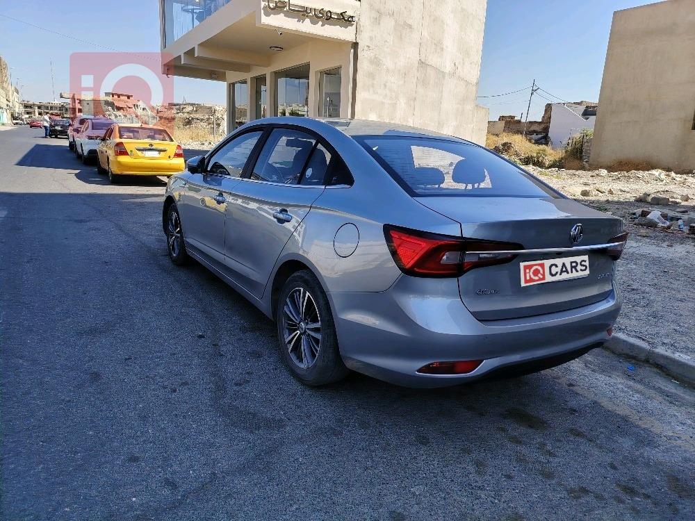 MG 5